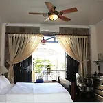 Aha Lu Dong Kinh Hotel
