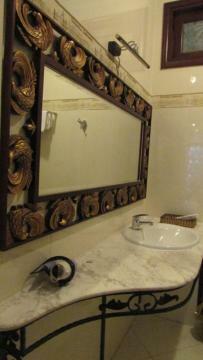 Aha Lu Dong Kinh Bed & Breakfast